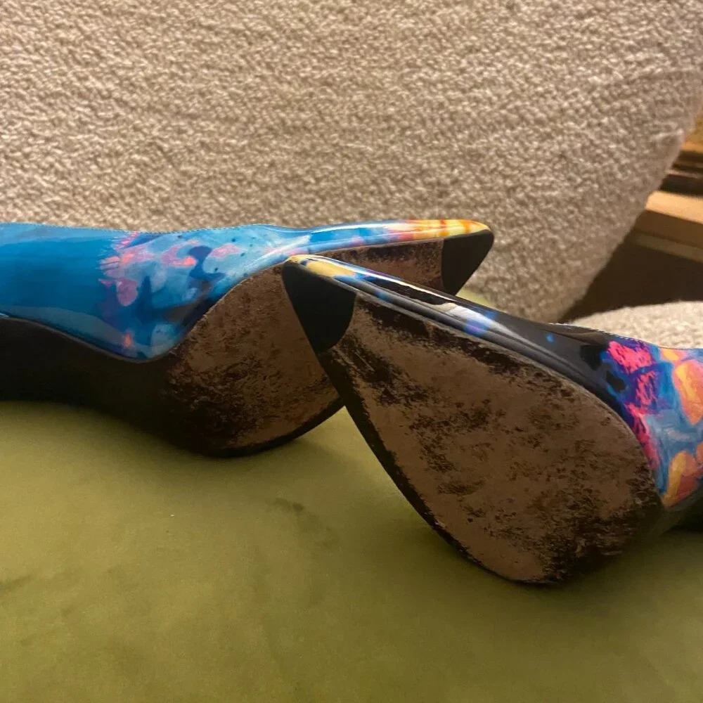 Stuart Weitzman Multicolor Pump - Picture 3 of 3